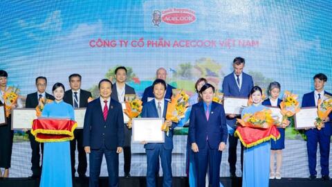 Acecook Việt Nam nhận giải Top 100 doanh nghiệp bền vững