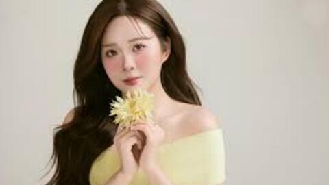 Chọn makeup để khởi nghiệp, cô gái Gen Z tự làm chủ công việc của mình