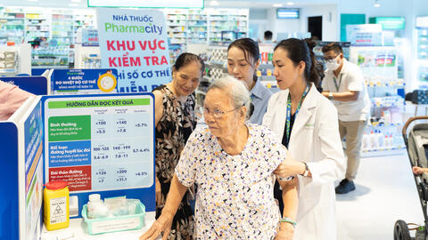 'Người gác cổng' thầm lặng trong hành trình chăm sóc sức khỏe toàn dân