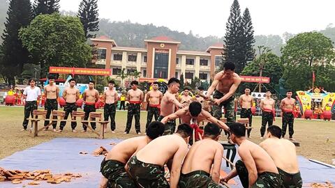 Đề xuất tăng trợ cấp một lần với quân nhân chuyên nghiệp nghỉ hưu trước hạn tuổi