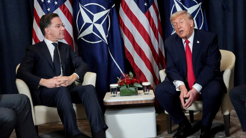 Quan hệ giữa Mỹ và NATO: Chung thuyền, khác hướng?