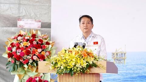 PTSC M&C hạ thủy giàn xử lý trung tâm Lạc Đà Vàng-A, sẵn sàng cho giai đoạn lắp đặt ngoài khơi