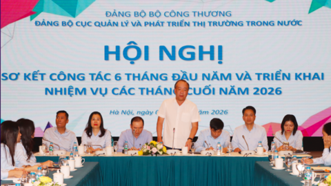 Tăng tốc hoàn thiện thể chế, phát triển mạnh thị trường trong nước