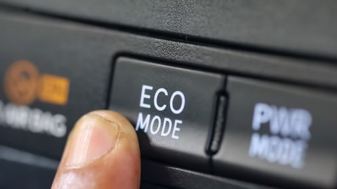 Eco mode trên ô tô thực sự giúp tiết kiệm xăng như thế nào?