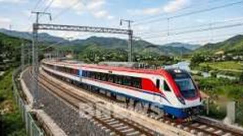 Xem xét ưu tiên nguồn lực triển khai dự án đường sắt Móng Cái - Hạ Long - Hải Phòng