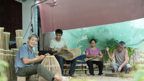 Khi nông dân đưa nơm tre lên “chợ số”