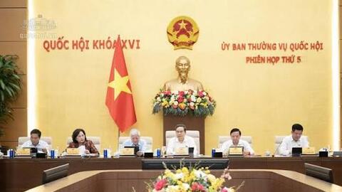 Phiên họp thứ 5, Ủy ban Thường vụ Quốc hội: Tháo gỡ điểm nghẽn trong lĩnh vực công nghiệp và thương mại, bảo vệ người tiêu dùng