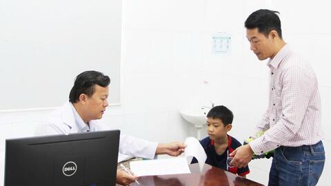 Viettel phối hợp khám sàng lọc miễn phí bệnh tim bẩm sinh cho trẻ em