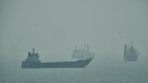Iran và các nước vùng Vịnh hoãn cuộc họp về eo biển Hormuz