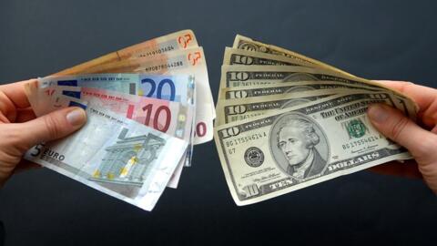 Tỷ giá USD hôm nay (30-9): Đồng USD tăng lên mức cao nhất trong 16 tháng