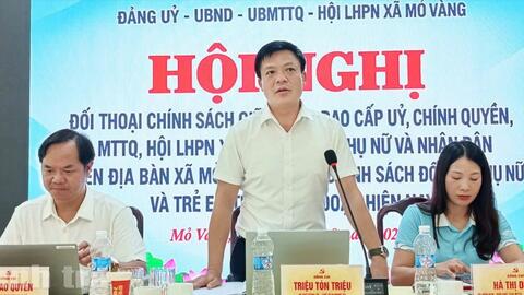 Lào Cai: Dân gặp khó, cán bộ phải có mặt