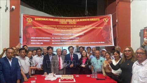 Đoàn đại biểu Đảng Cộng sản Việt Nam thăm Peru, trao tặng sách của Tổng Bí thư, Chủ tịch nước Tô Lâm