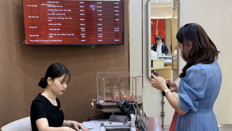 Gỡ rào cản kinh doanh vàng, tăng kiểm soát dòng tiền