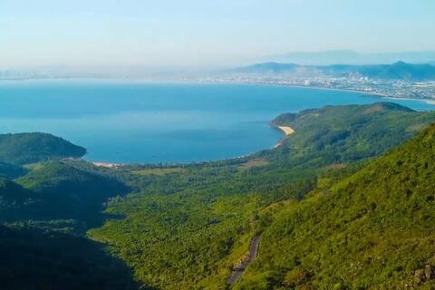 <a href="/dau-tu" title="Đầu tư" rel="dofollow">Đầu tư</a>