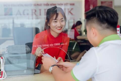 <a href="/tai-chinh-ngan-hang" title="Tài chính ngân hàng" rel="dofollow">Tài chính - Ngân hàng</a>