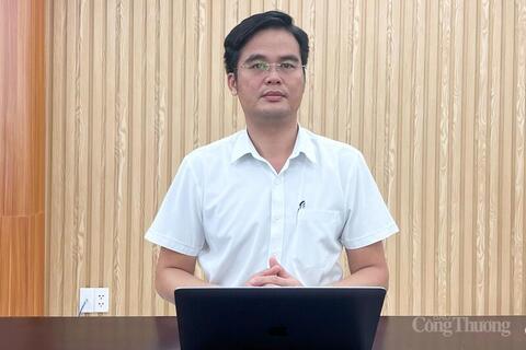 <a href="/dau-tu" title="Đầu tư" rel="dofollow">Đầu tư</a>