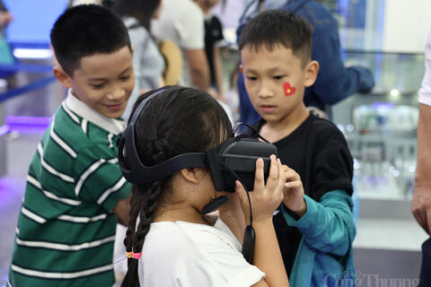 <a href="/hi-tech" title="Hi-tech" rel="dofollow">Hi-tech</a>