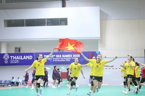 <a href="/thong-tin-247" title="Thông tin 247" rel="dofollow">Thông tin 247</a>