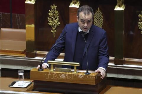 <a href="/thong-tin-247" title="Thông tin 247" rel="dofollow">Thông tin 247</a>