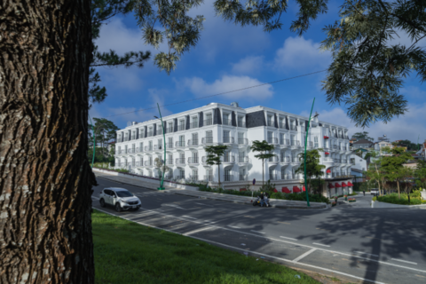 <a href="/kinh-doanh" title="Kinh doanh" rel="dofollow">Kinh doanh</a>