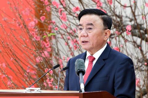 <a href="/thong-tin-247" title="Thông tin 247" rel="dofollow">Thông tin 247</a>