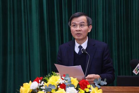 <a href="/thong-tin-247" title="Thông tin 247" rel="dofollow">Thông tin 247</a>