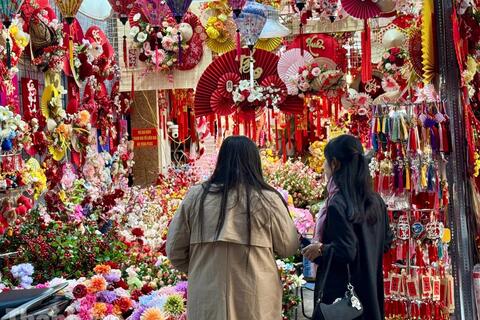 <a href="/tieu-dung" title="Tiêu dùng" rel="dofollow">Tiêu dùng</a>