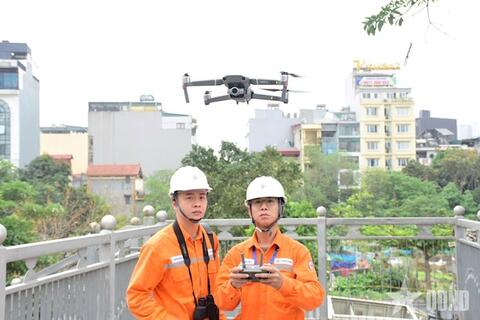 <a href="/doanh-nghiep" title="Doanh nghiệp" rel="dofollow">Doanh nghiệp</a>