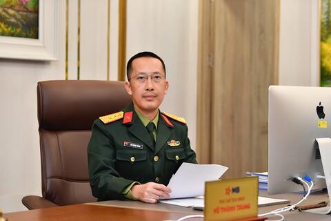 <a href="/tai-chinh-ngan-hang" title="Tài chính ngân hàng" rel="dofollow">Tài chính - Ngân hàng</a>