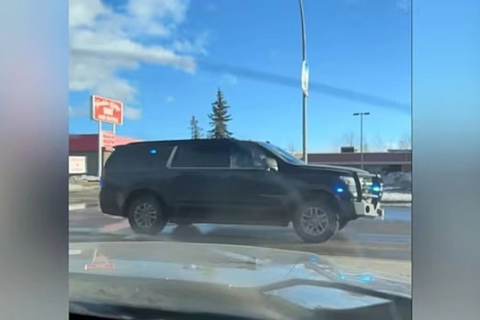 <a href="/thong-tin-247" title="Thông tin 247" rel="dofollow">Thông tin 247</a>