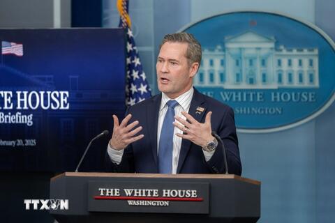 <a href="/thong-tin-247" title="Thông tin 247" rel="dofollow">Thông tin 247</a>