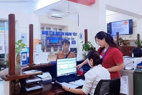 <a href="/thong-tin-247" title="Thông tin 247" rel="dofollow">Thông tin 247</a>