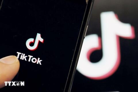 <a href="/hi-tech" title="Hi-tech" rel="dofollow">Hi-tech</a>