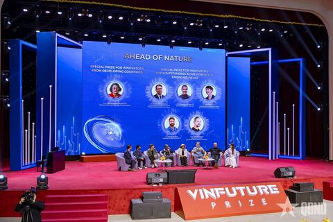 <a href="/thong-tin-247" title="Thông tin 247" rel="dofollow">Thông tin 247</a>