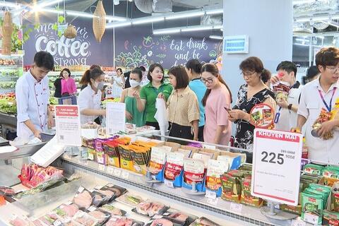 <a href="/tieu-dung" title="Tiêu dùng" rel="dofollow">Tiêu dùng</a>