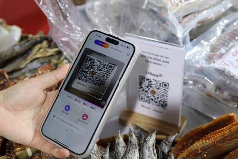 <a href="/hi-tech" title="Hi-tech" rel="dofollow">Hi-tech</a>