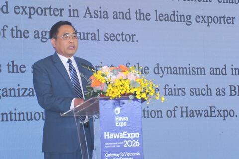 <a href="/doanh-nghiep" title="Doanh nghiệp" rel="dofollow">Doanh nghiệp</a>