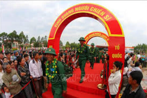 <a href="/thong-tin-247" title="Thông tin 247" rel="dofollow">Thông tin 247</a>