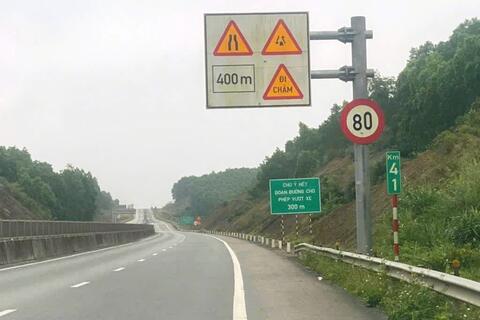 <a href="/thong-tin-247" title="Thông tin 247" rel="dofollow">Thông tin 247</a>