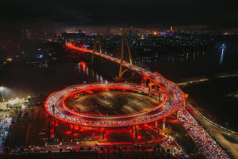 <a href="/kinh-doanh" title="Kinh doanh" rel="dofollow">Kinh doanh</a>