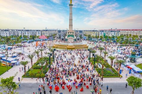 <a href="/dau-tu" title="Đầu tư" rel="dofollow">Đầu tư</a>