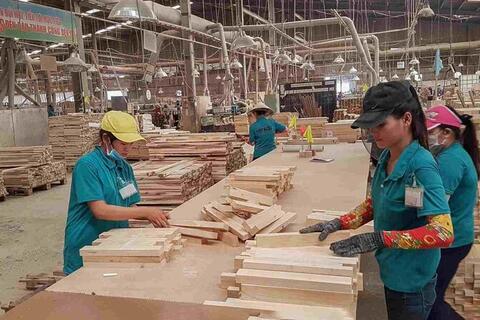 <a href="/kinh-doanh" title="Kinh doanh" rel="dofollow">Kinh doanh</a>