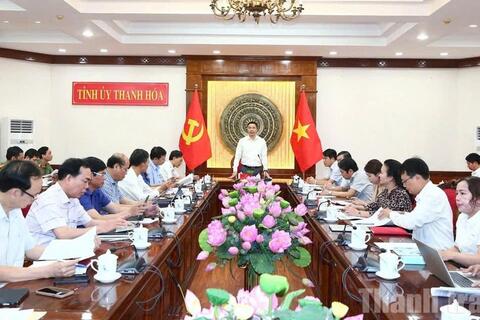 <a href="/thong-tin-247" title="Thông tin 247" rel="dofollow">Thông tin 247</a>