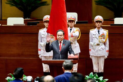 <a href="/thong-tin-247" title="Thông tin 247" rel="dofollow">Thông tin 247</a>