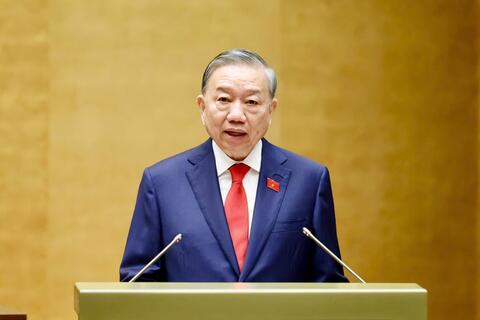 <a href="/thong-tin-247" title="Thông tin 247" rel="dofollow">Thông tin 247</a>