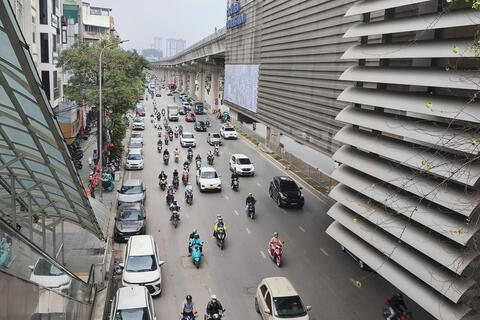 <a href="/doanh-nghiep" title="Doanh nghiệp" rel="dofollow">Doanh nghiệp</a>