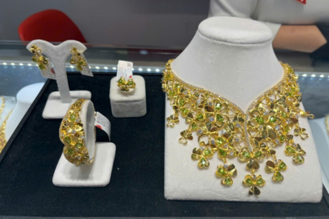 <a href="/kinh-doanh" title="Kinh doanh" rel="dofollow">Kinh doanh</a>