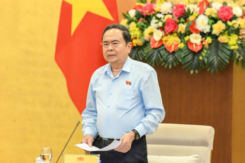 <a href="/thong-tin-247" title="Thông tin 247" rel="dofollow">Thông tin 247</a>