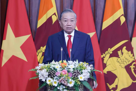 <a href="/thong-tin-247" title="Thông tin 247" rel="dofollow">Thông tin 247</a>