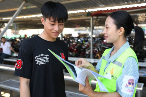 <a href="/doanh-nghiep" title="Doanh nghiệp" rel="dofollow">Doanh nghiệp</a>
